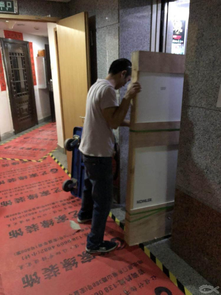 一家四口期盼已久的浴缸入場啦！歡迎你丫！